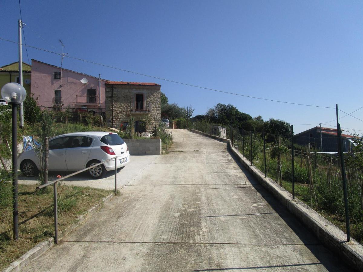 Alla Contrada Degli Asinelli Colle d'Anchise Luaran gambar